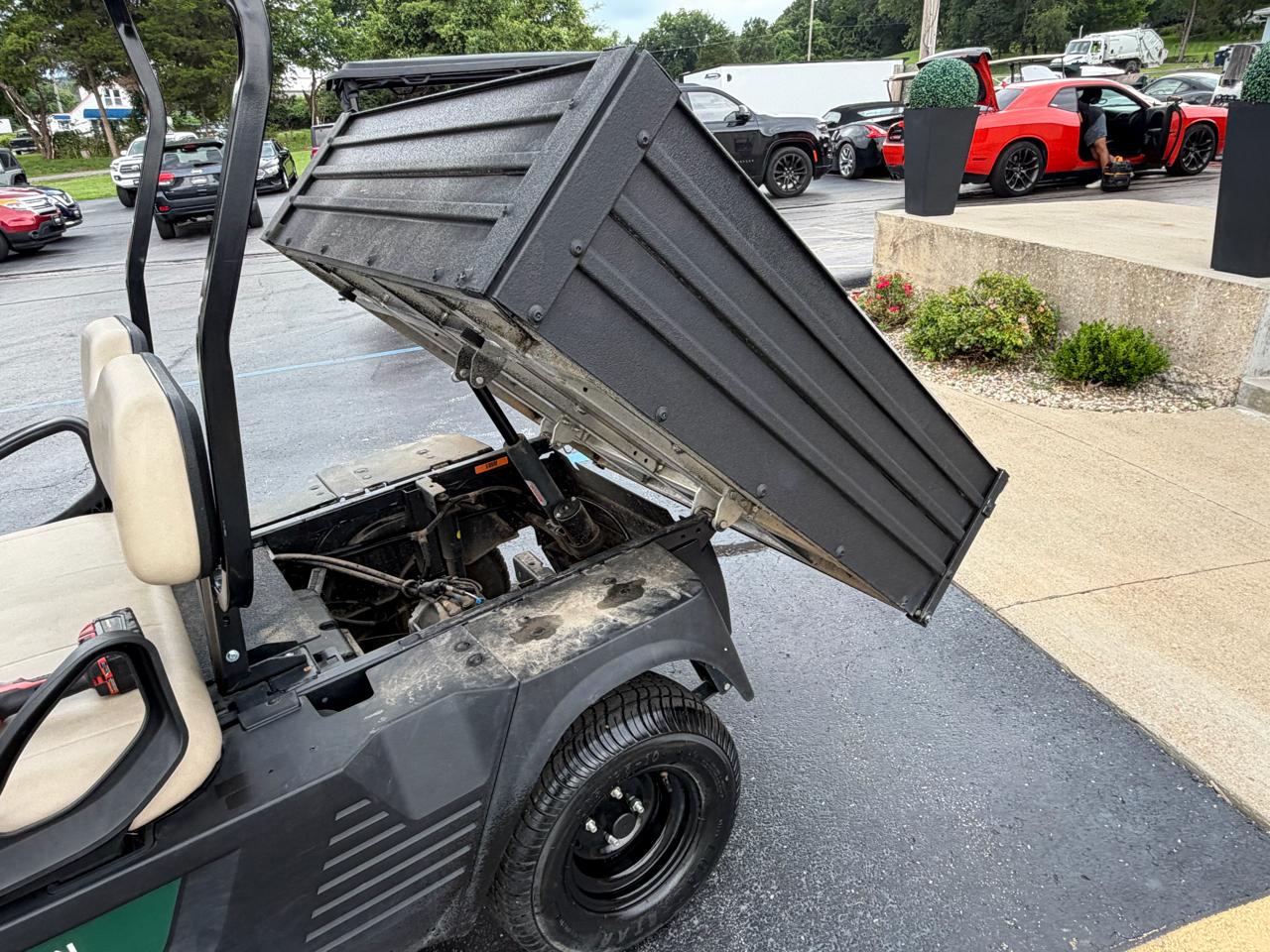 Cushman Hauler  2024