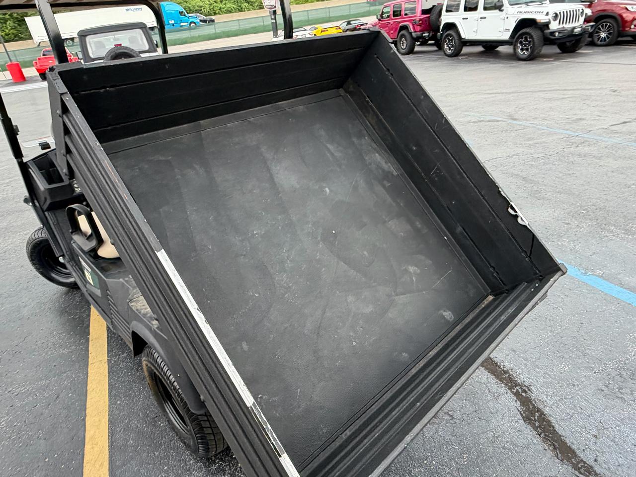 Cushman Hauler  2024