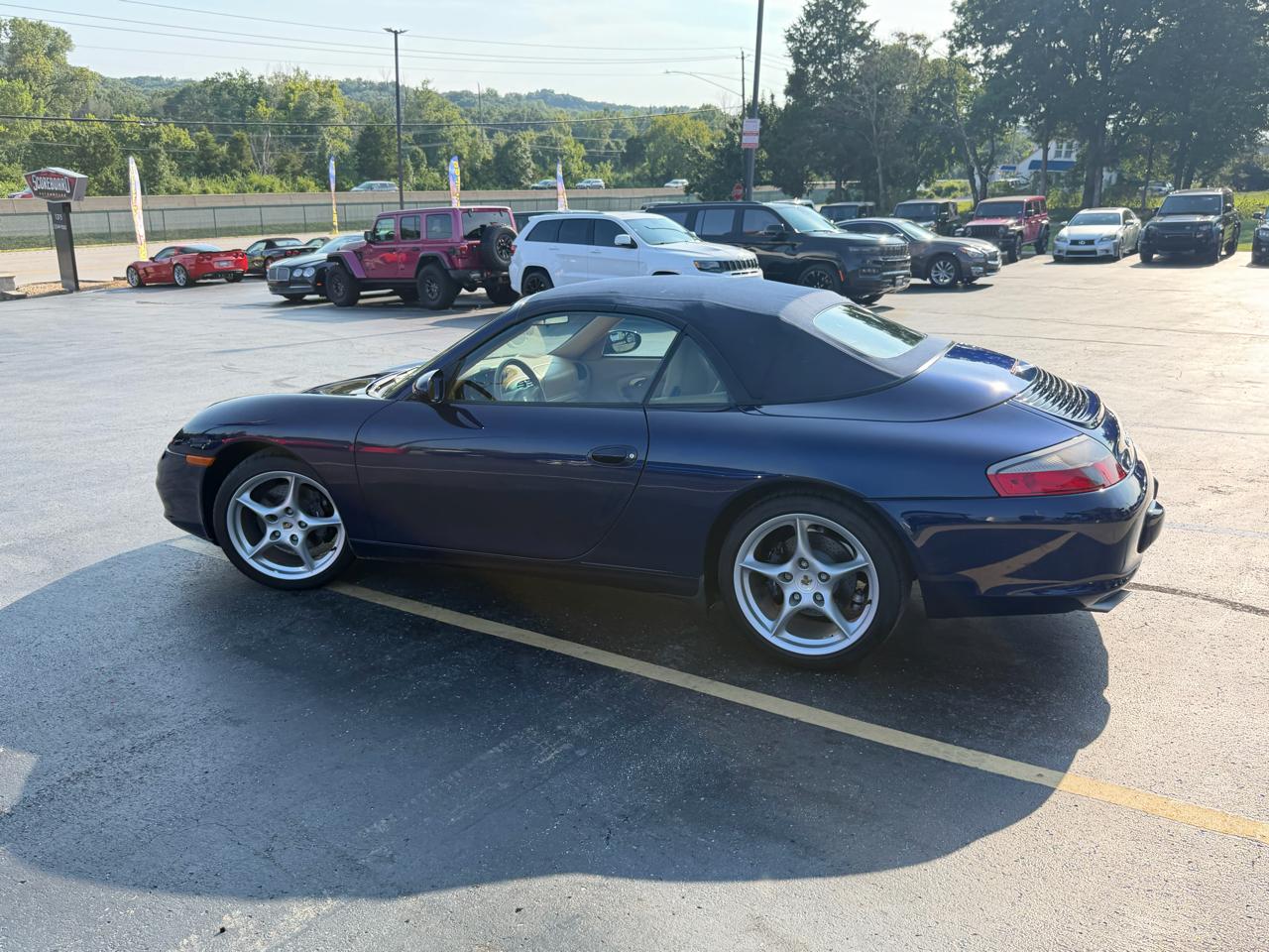 Porsche 911 Carrera 2dr Carrera Cabriolet 6-Spd Manual 2002