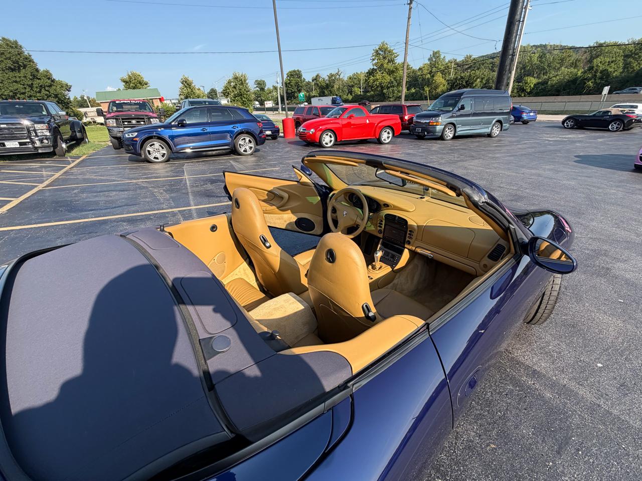 Porsche 911 Carrera 2dr Carrera Cabriolet 6-Spd Manual 2002