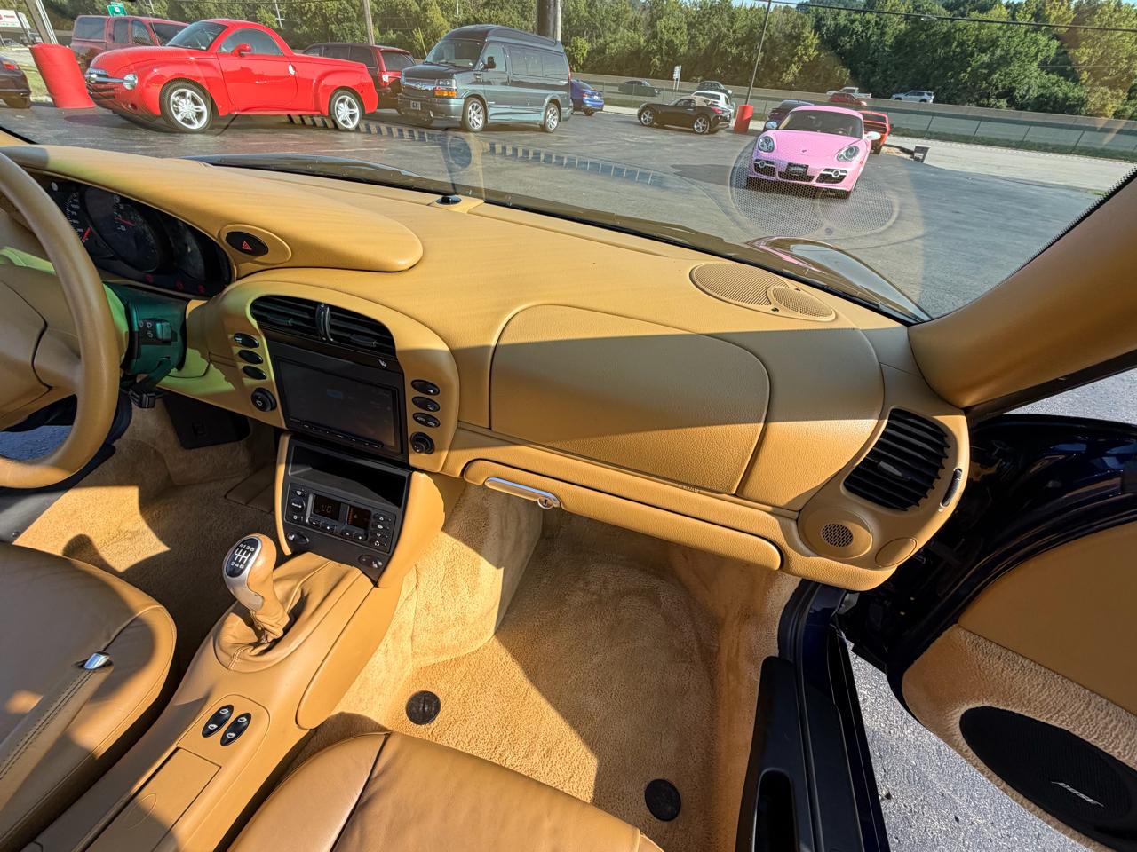 Porsche 911 Carrera 2dr Carrera Cabriolet 6-Spd Manual 2002