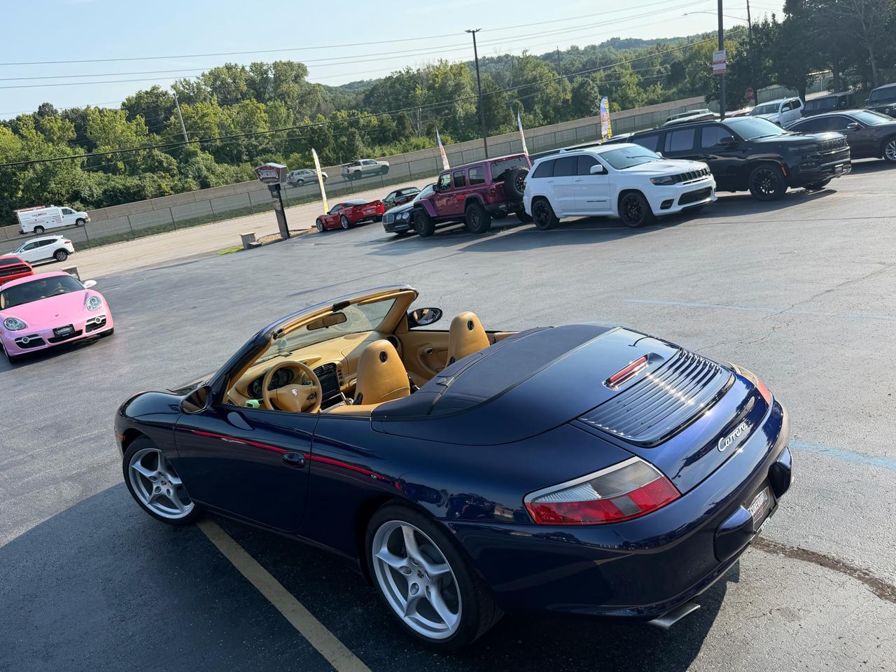 Porsche 911 Carrera 2dr Carrera Cabriolet 6-Spd Manual 2002