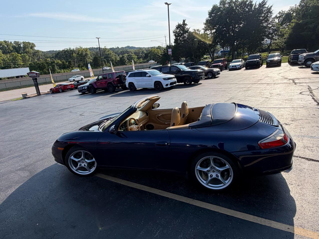 Porsche 911 Carrera 2dr Carrera Cabriolet 6-Spd Manual 2002