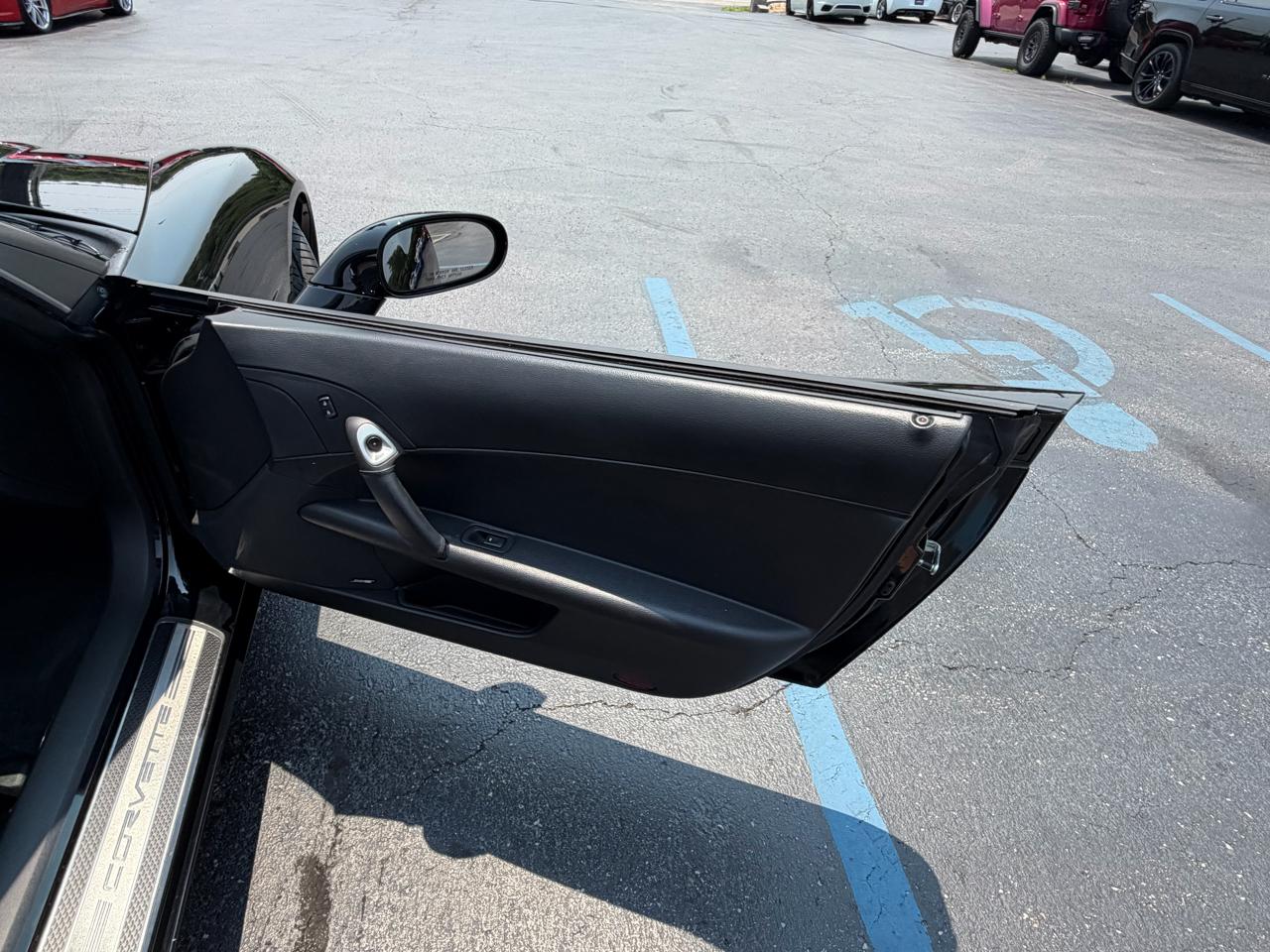 Chevrolet Corvette 2dr Conv w/3LT 2008