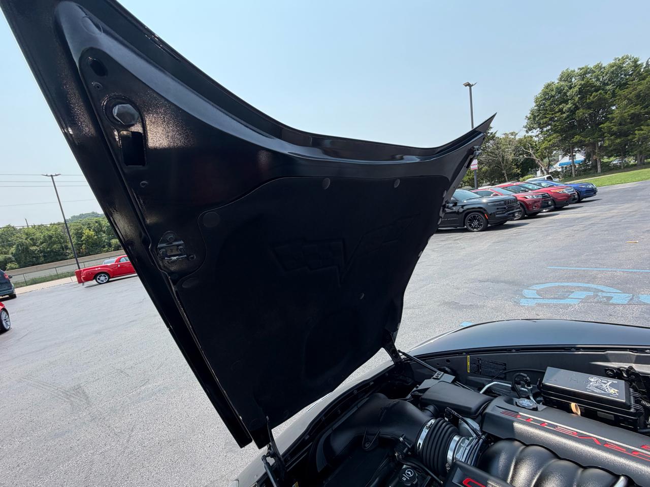 Chevrolet Corvette 2dr Conv w/3LT 2008
