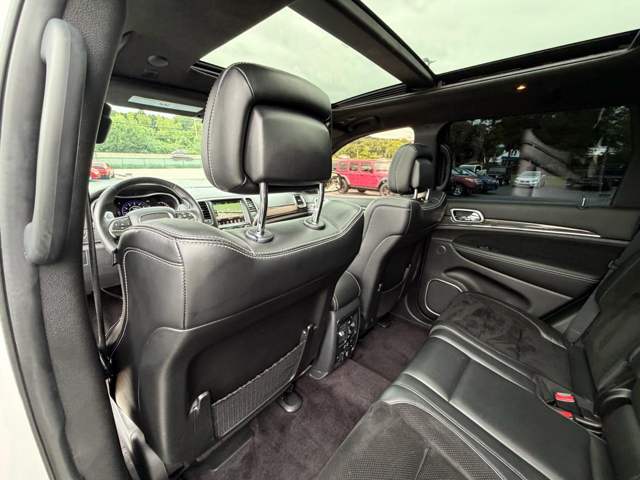 Jeep Grand Cherokee 4WD 4dr SRT 2017