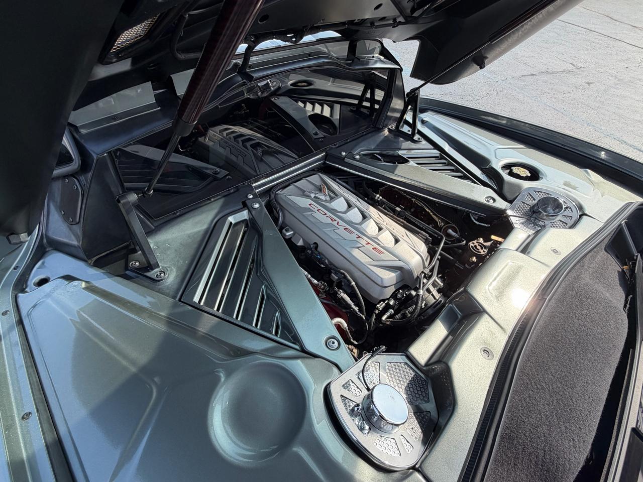 Chevrolet Corvette 2dr Stingray Cpe w/2LT 2022