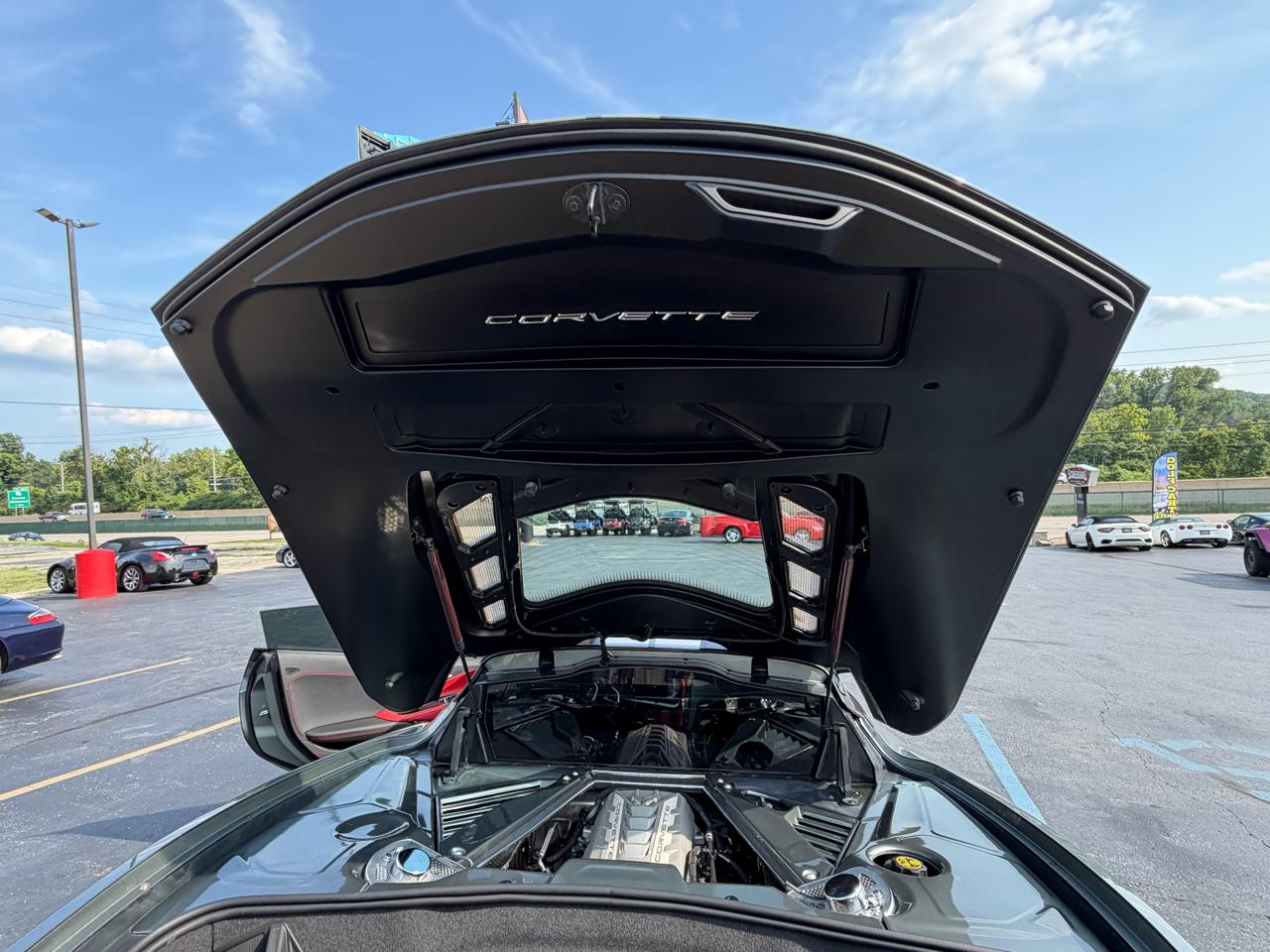 Chevrolet Corvette 2dr Stingray Cpe w/2LT 2022