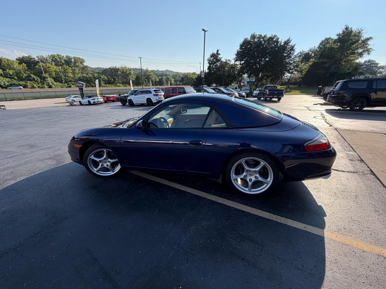 Porsche 911 Carrera 2dr Carrera Cabriolet 6-Spd Manual 2003