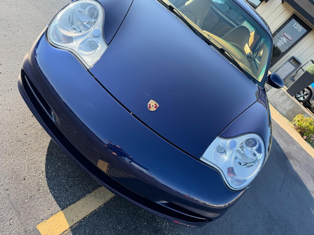 Porsche 911 Carrera 2dr Carrera Cabriolet 6-Spd Manual 2003