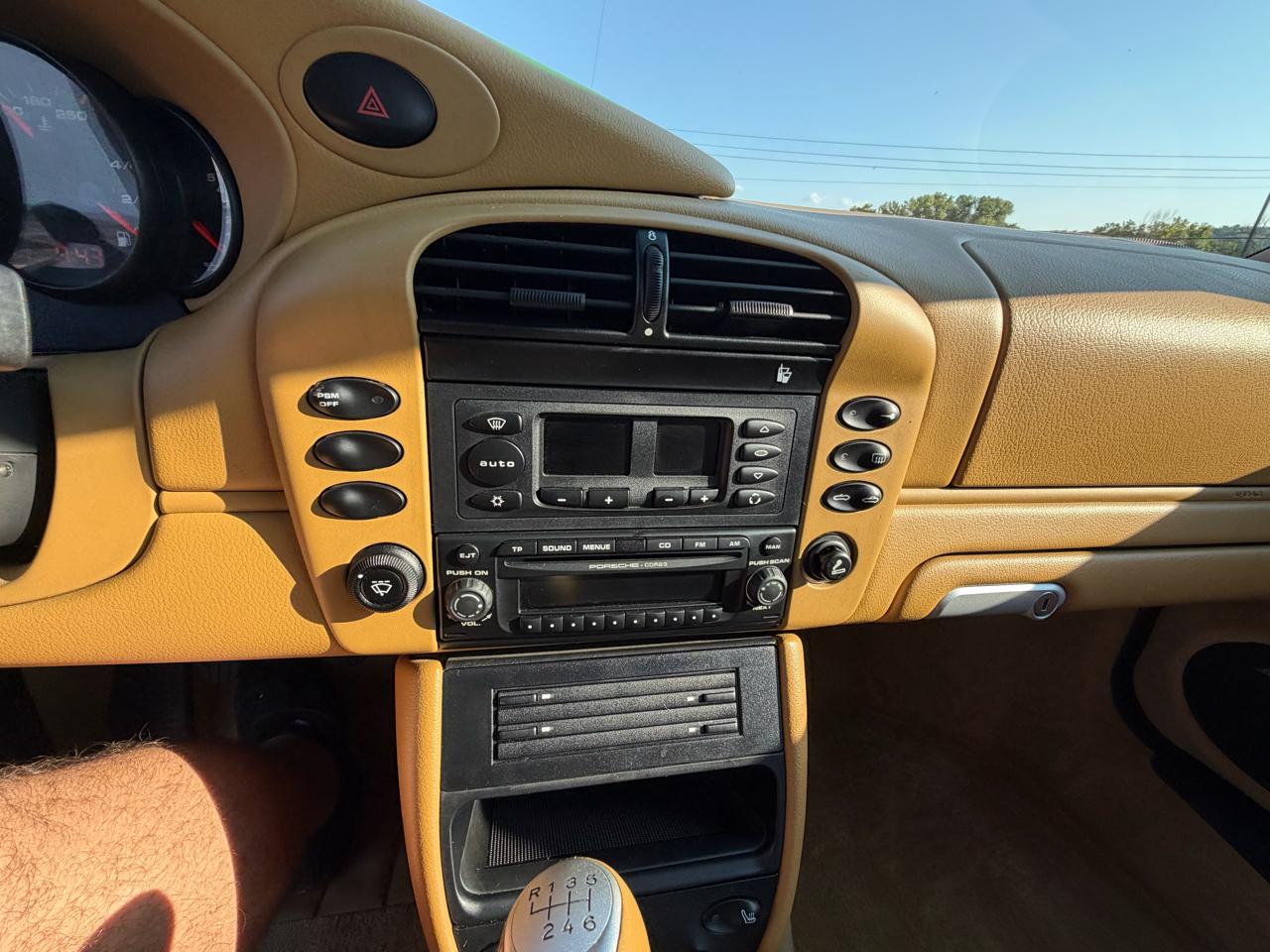 Porsche 911 Carrera 2dr Carrera Cabriolet 6-Spd Manual 2003