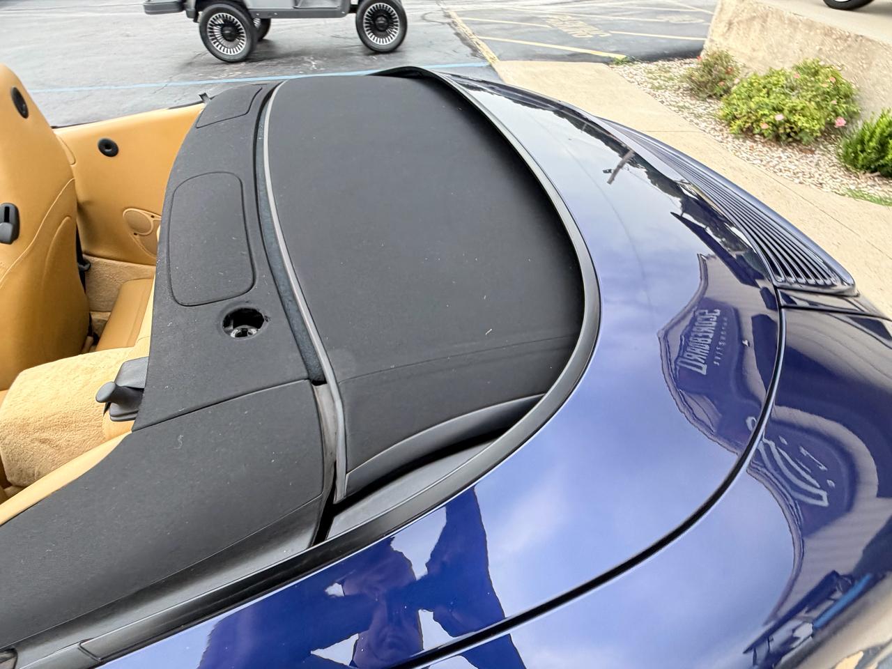 Porsche 911 Carrera 2dr Carrera Cabriolet 6-Spd Manual 2003