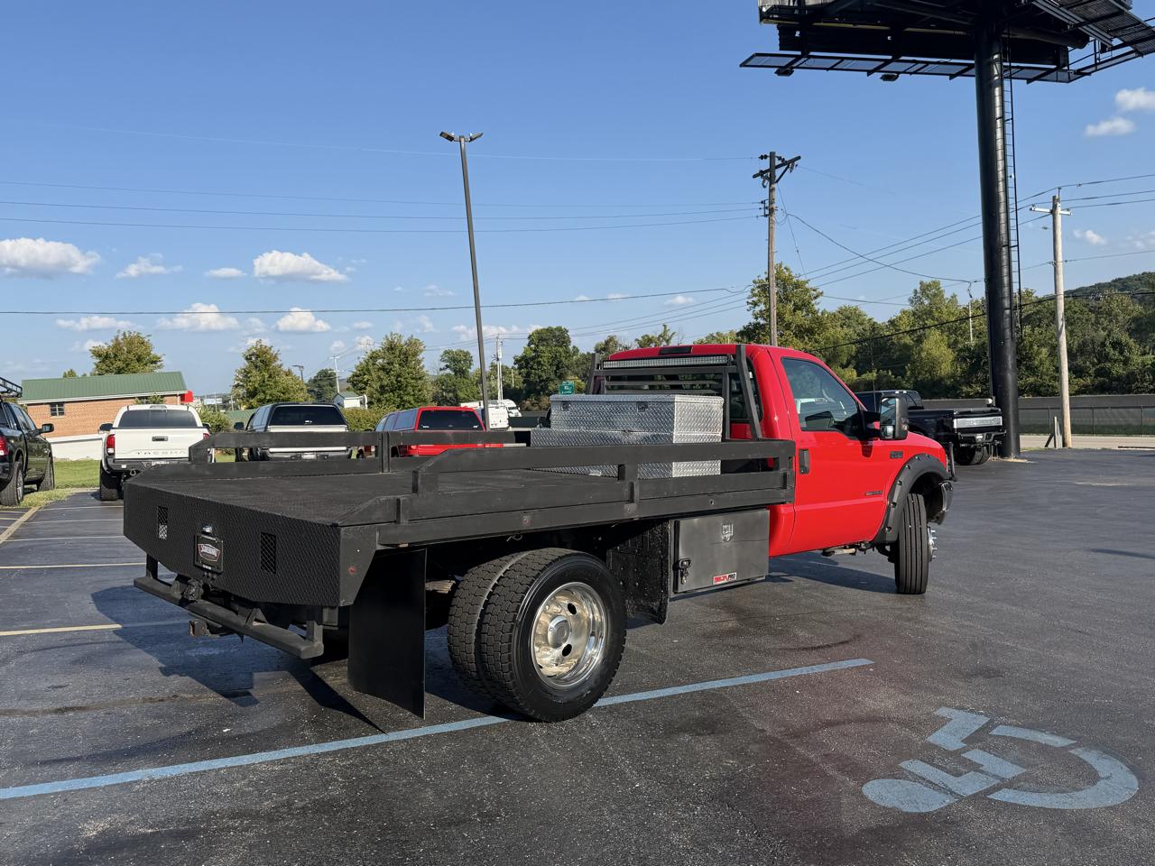 Ford Super Duty F-450 Reg Cab 141" WB XL 2000