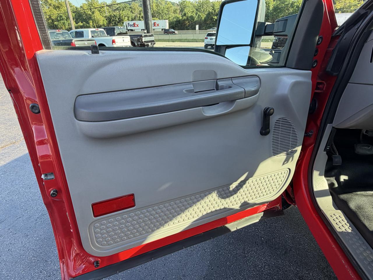Ford Super Duty F-450 Reg Cab 141" WB XL 2000