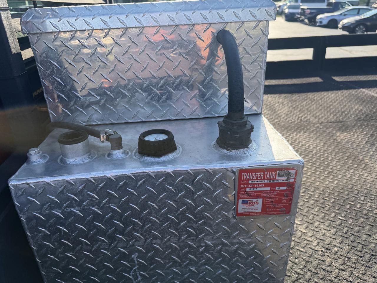 Ford Super Duty F-450 Reg Cab 141" WB XL 2000