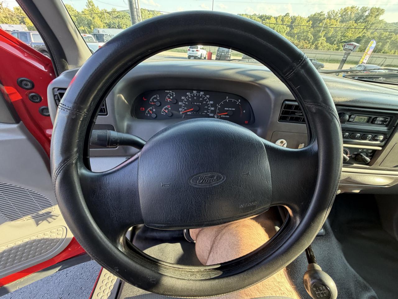 Ford Super Duty F-450 Reg Cab 141" WB XL 2000