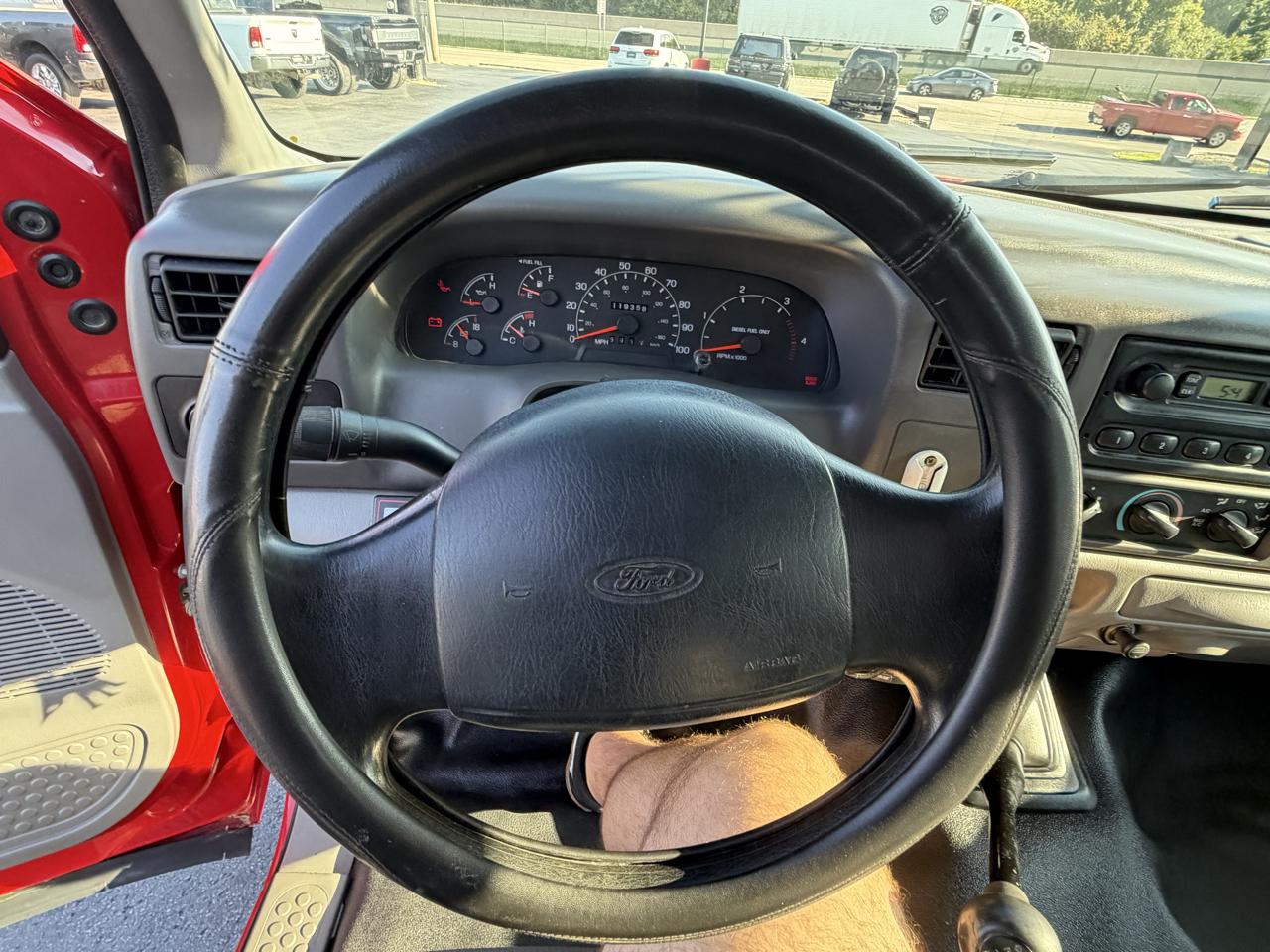 Ford Super Duty F-450 Reg Cab 141" WB XL 2000