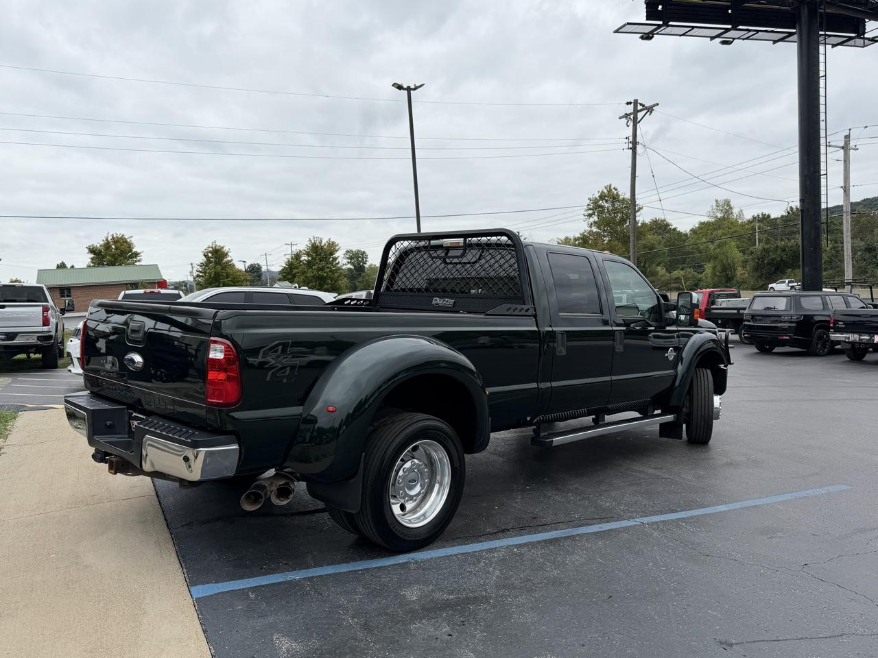 Ford Super Duty F-450 DRW 4WD Crew Cab 172" XL 2016