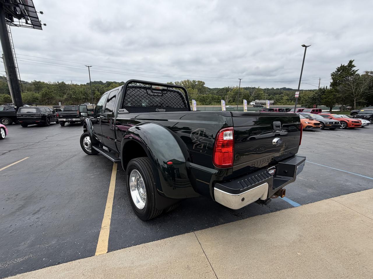 Ford Super Duty F-450 DRW 4WD Crew Cab 172" XL 2016