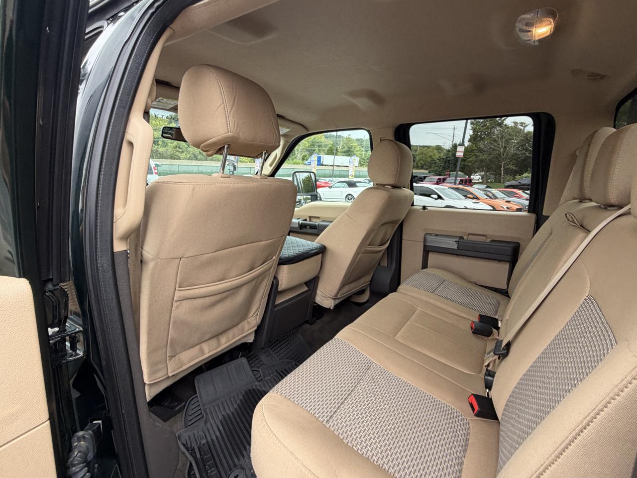 Ford Super Duty F-450 DRW 4WD Crew Cab 172" XL 2016