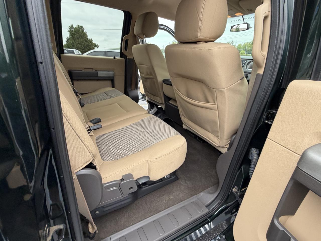 Ford Super Duty F-450 DRW 4WD Crew Cab 172" XL 2016