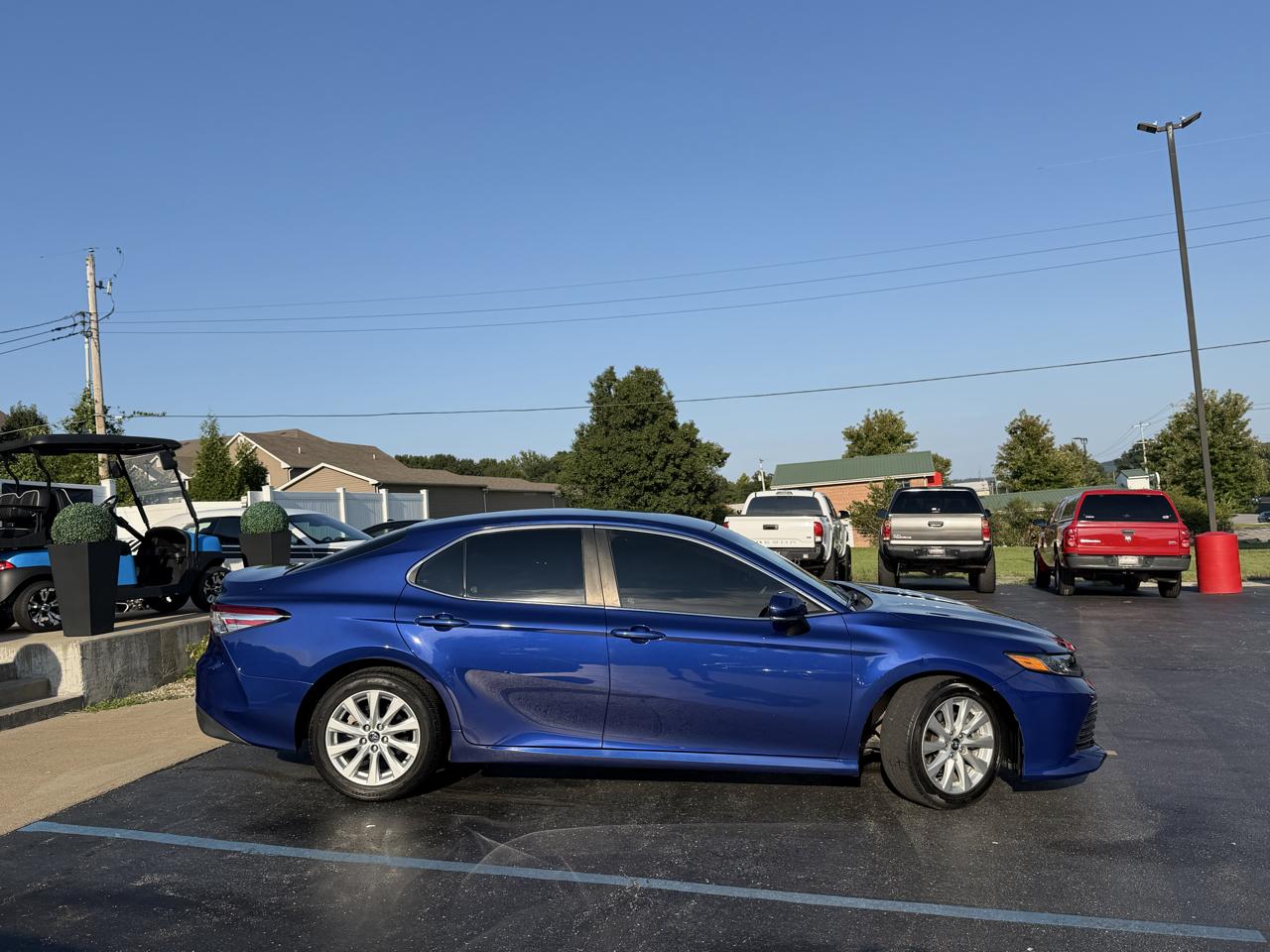 Toyota Camry LE Auto (Natl) 2018