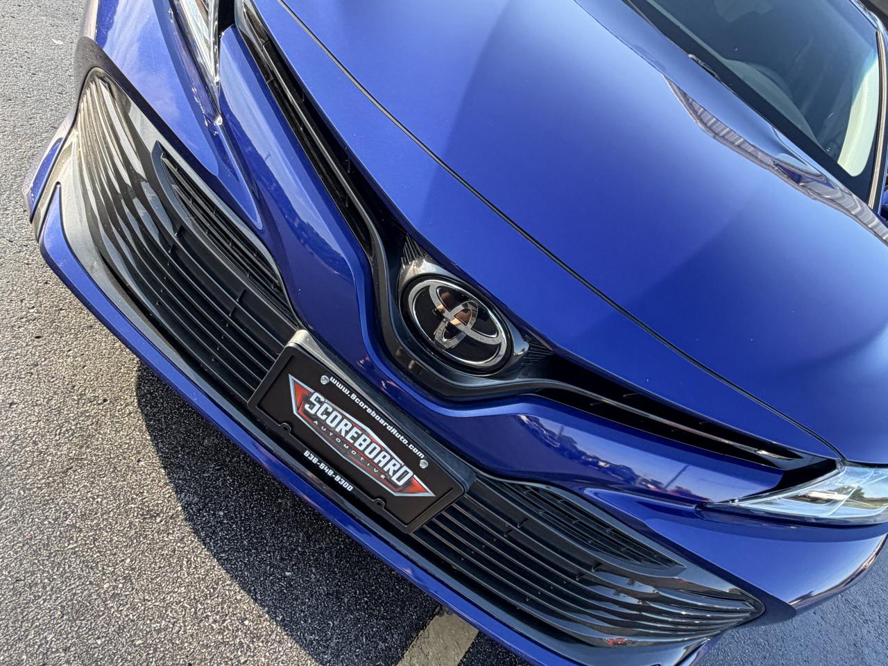 Toyota Camry LE Auto (Natl) 2018
