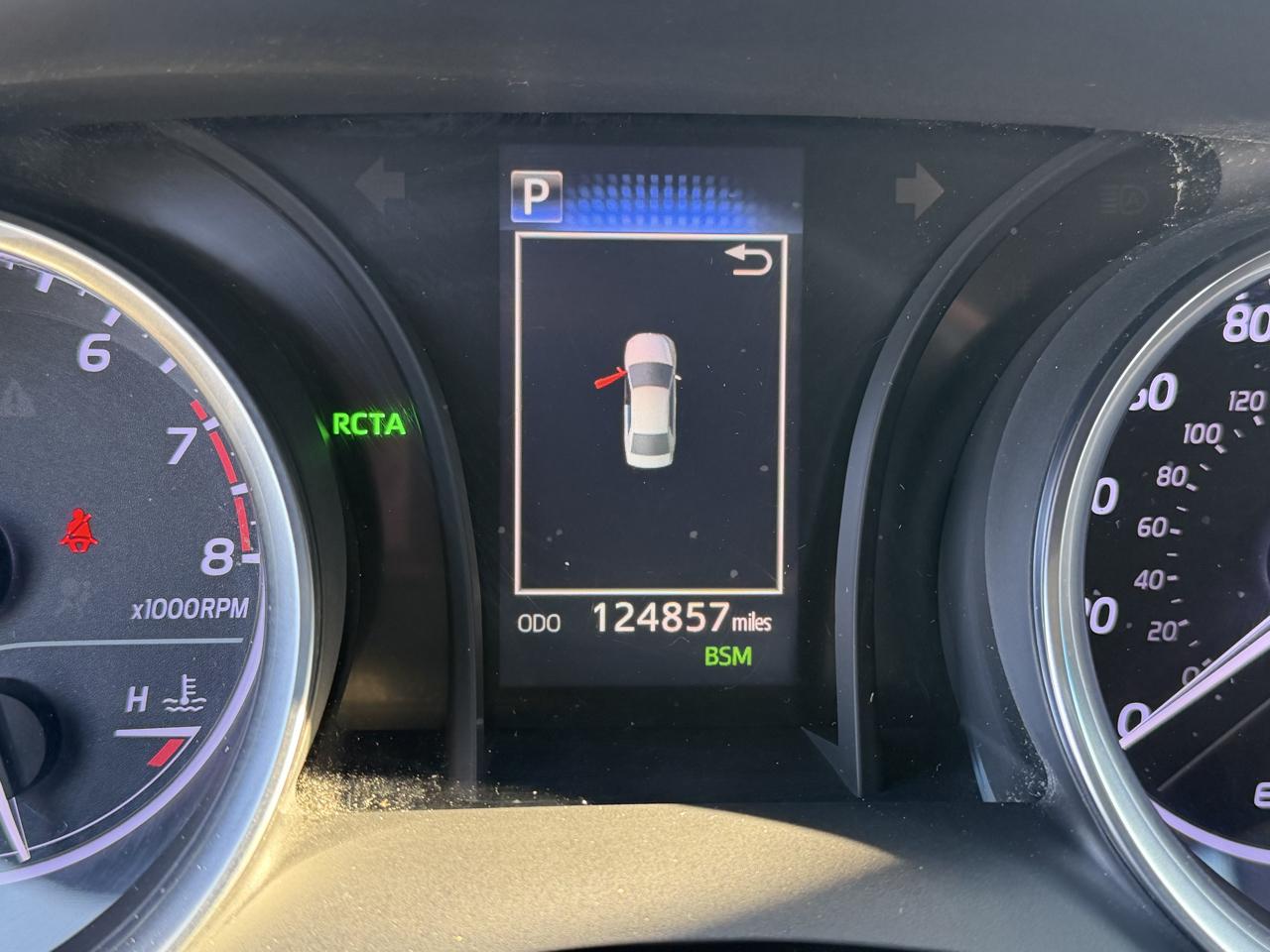 Toyota Camry LE Auto (Natl) 2018