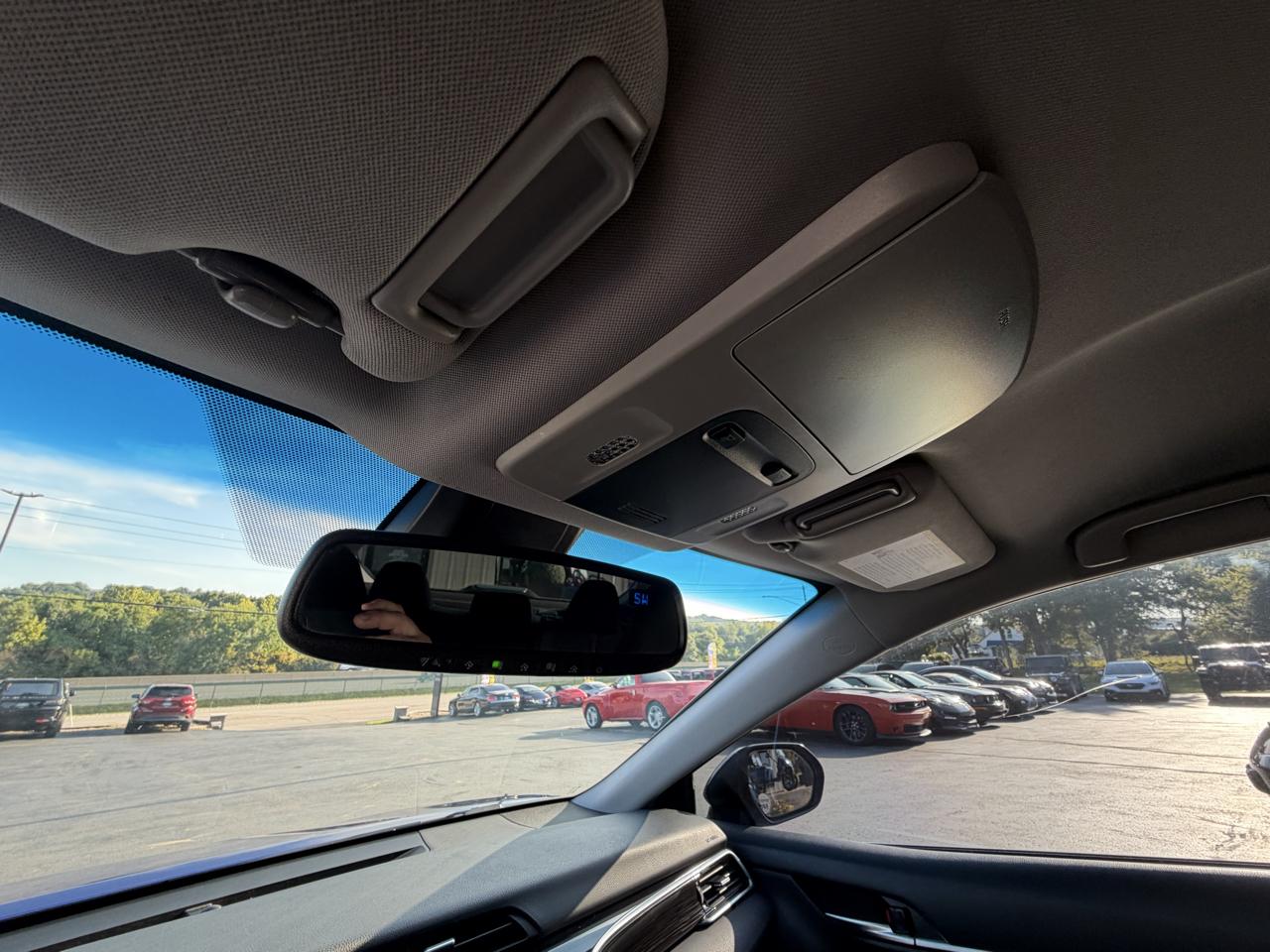 Toyota Camry LE Auto (Natl) 2018