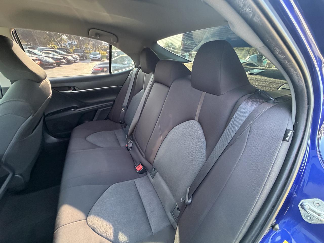 Toyota Camry LE Auto (Natl) 2018