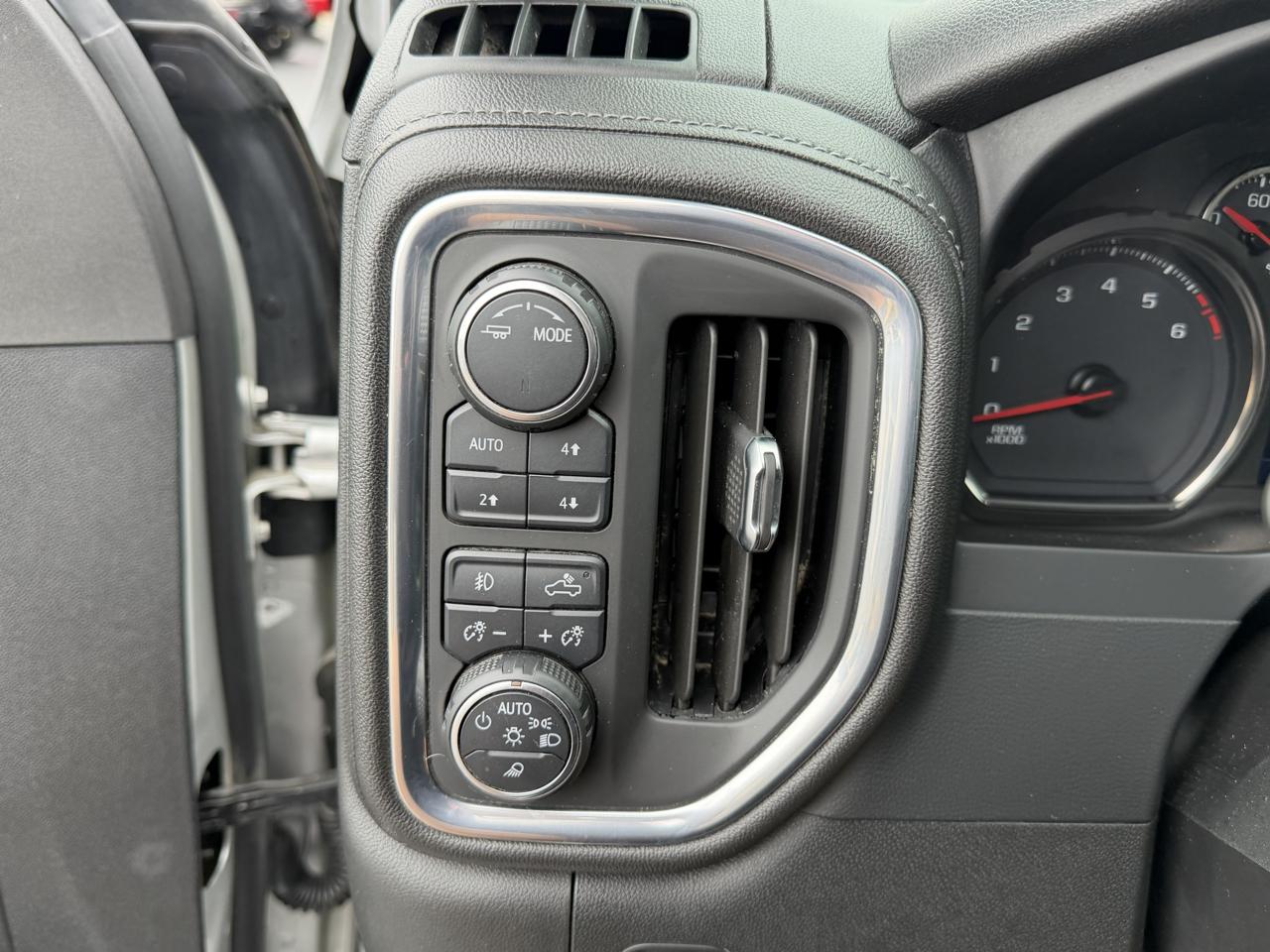 Chevrolet Silverado 2500HD 4WD Crew Cab 159" LT 2020