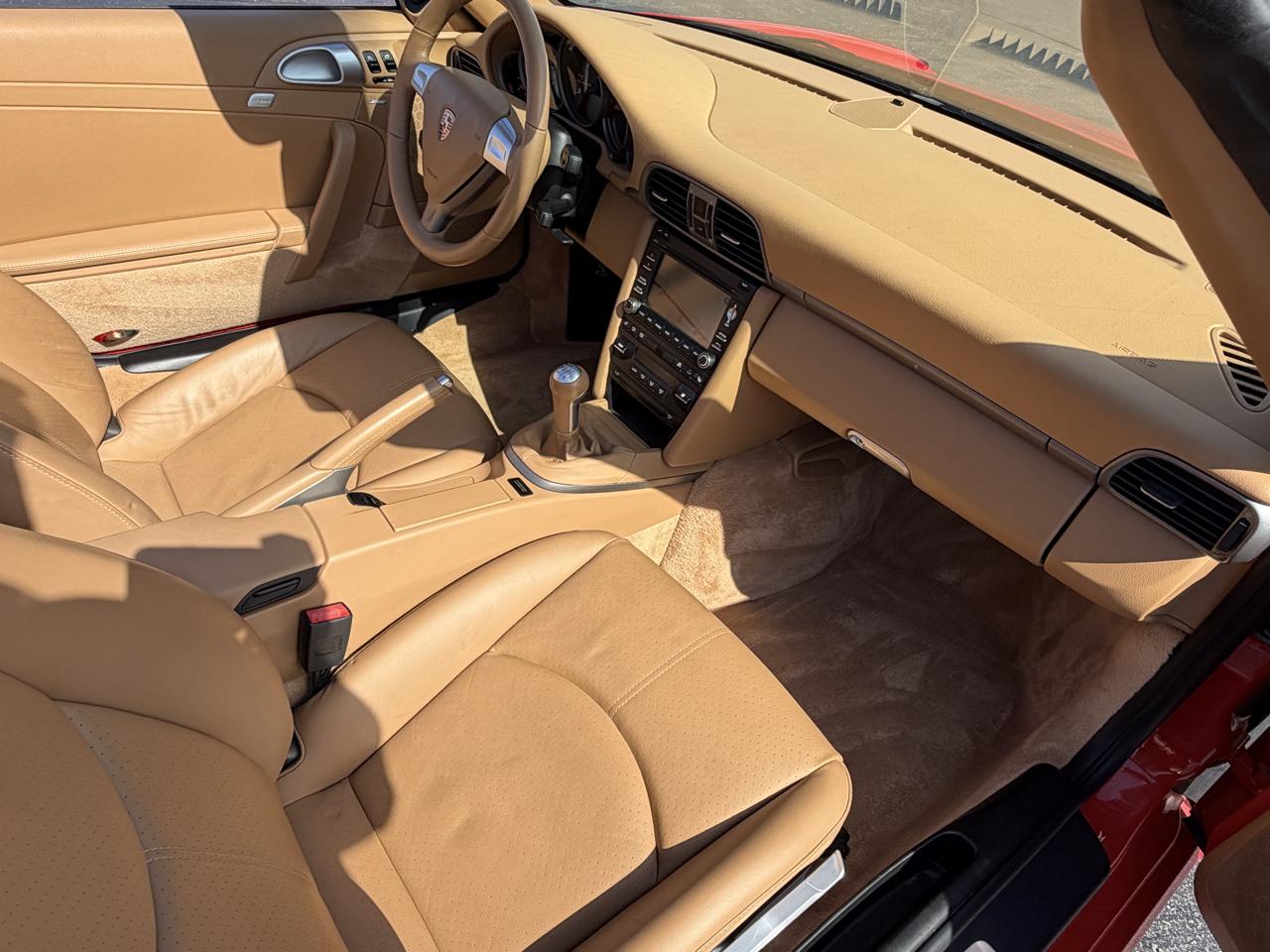 Porsche 911 2dr Cabriolet Carrera 2009