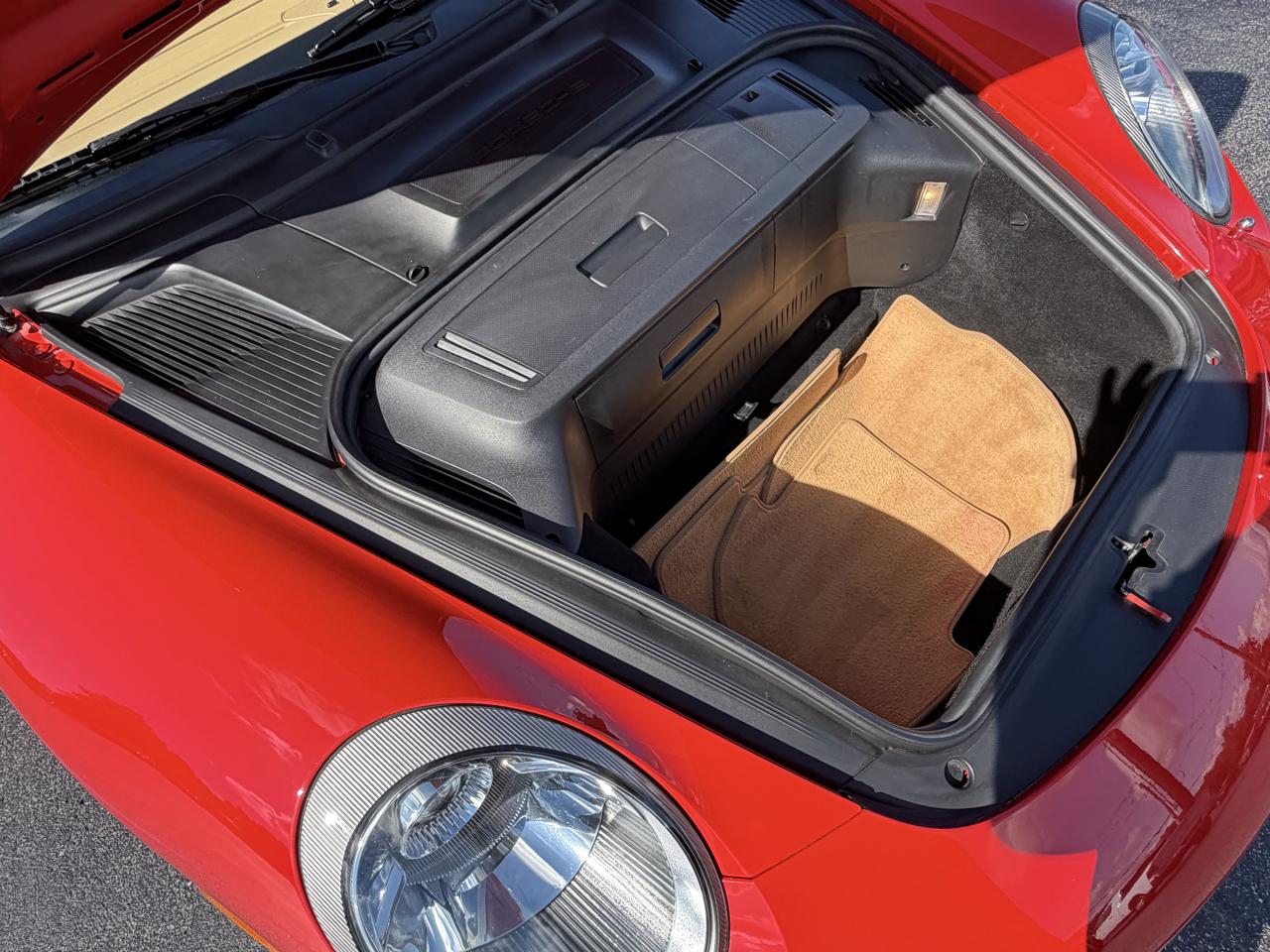 Porsche 911 2dr Cabriolet Carrera 2009
