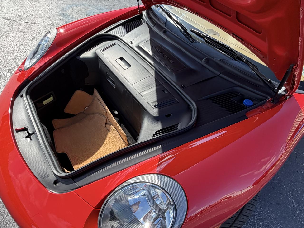 Porsche 911 2dr Cabriolet Carrera 2009