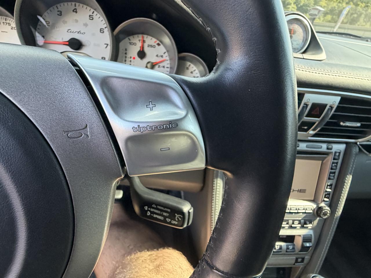 Porsche 911 2dr Cpe Turbo 2007