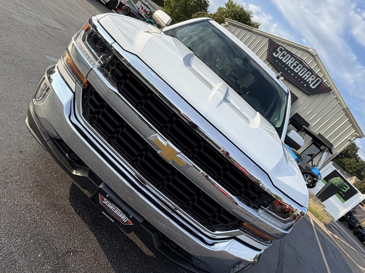 Chevrolet Silverado 1500 4WD Crew Cab 143.5" LT w/1LT 2018