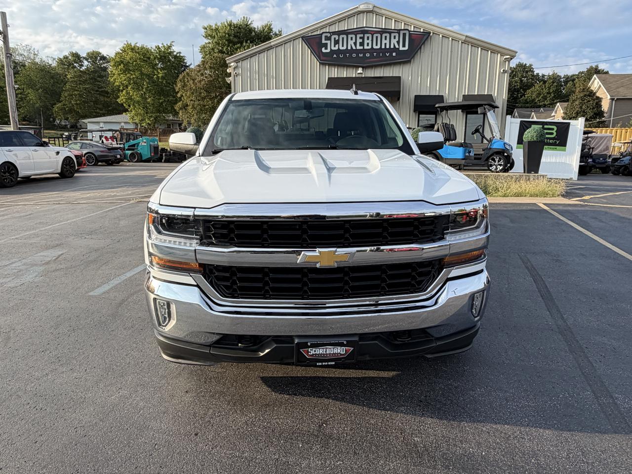 Chevrolet Silverado 1500 4WD Crew Cab 143.5" LT w/1LT 2018