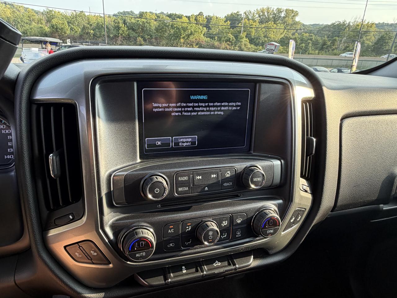 Chevrolet Silverado 1500 4WD Crew Cab 143.5" LT w/1LT 2018