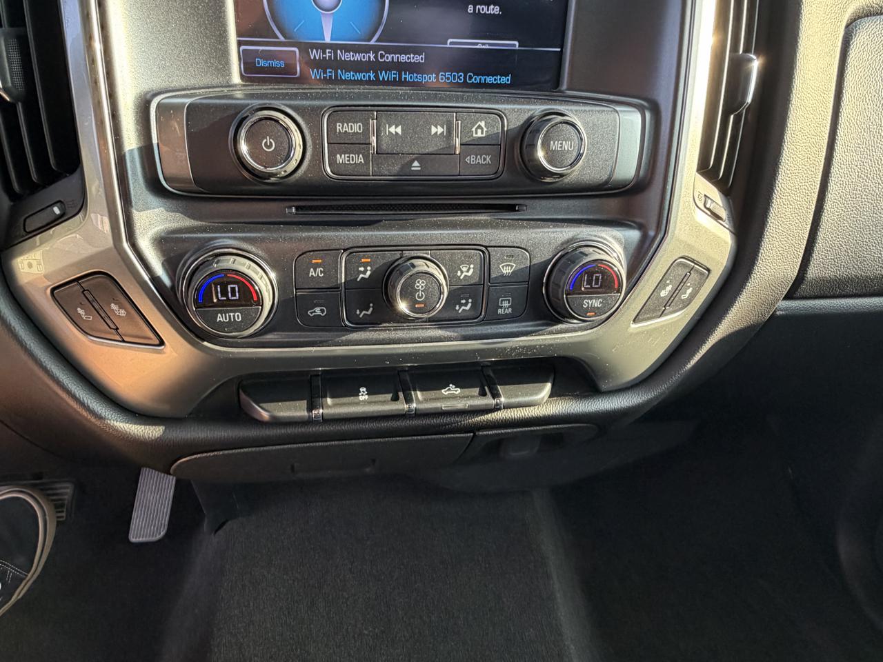 Chevrolet Silverado 1500 4WD Crew Cab 143.5" LT w/1LT 2018