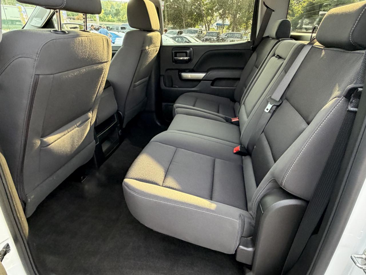 Chevrolet Silverado 1500 4WD Crew Cab 143.5" LT w/1LT 2018