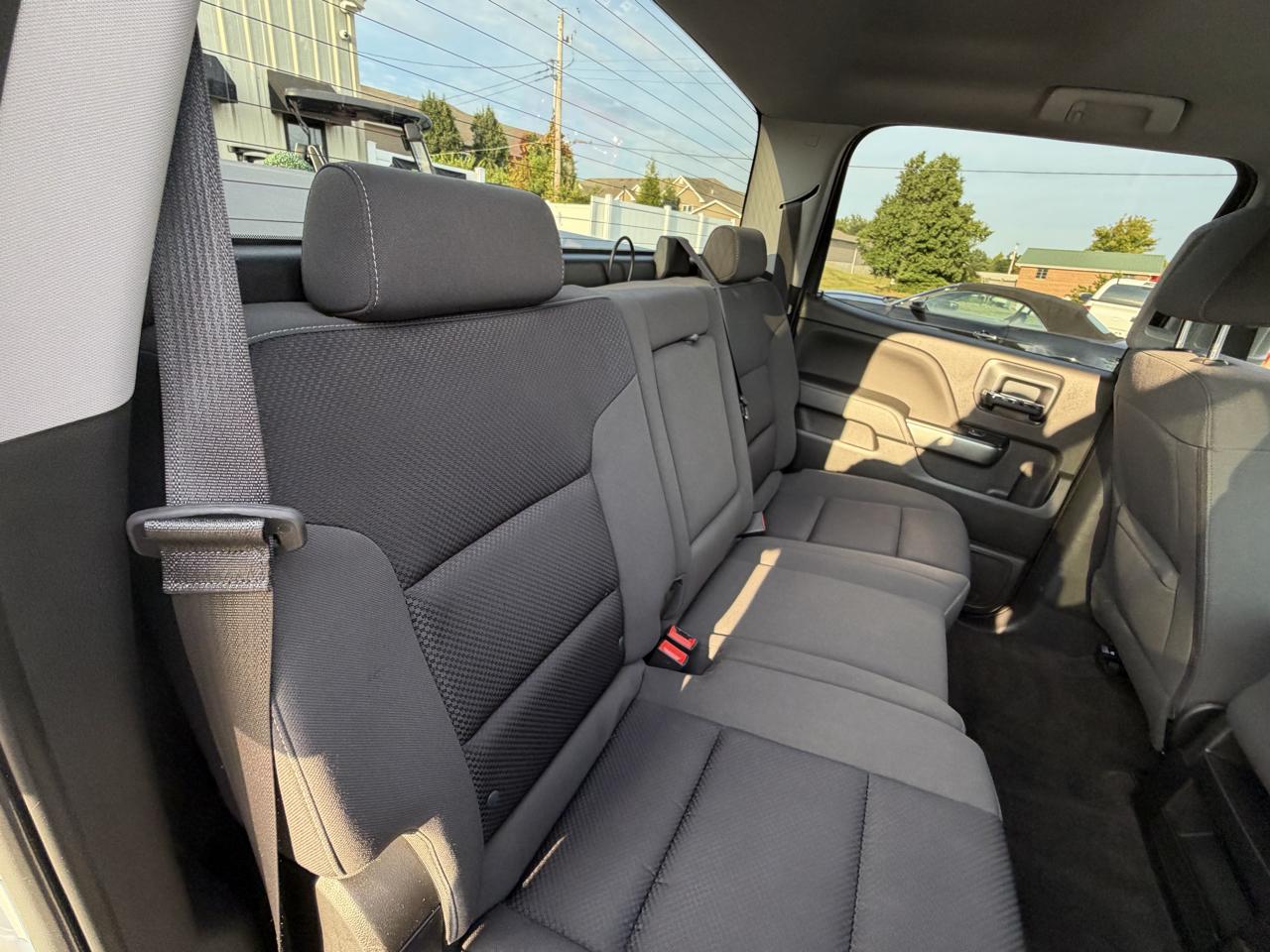Chevrolet Silverado 1500 4WD Crew Cab 143.5" LT w/1LT 2018