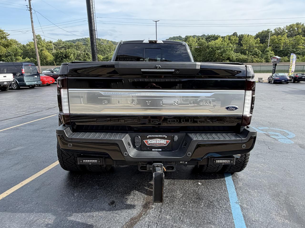 Ford Super Duty F-450 DRW Platinum 4WD Crew Cab 8' Box 2019