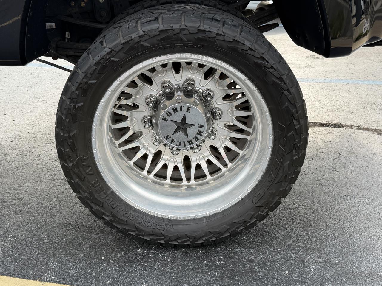 Ford Super Duty F-450 DRW Platinum 4WD Crew Cab 8' Box 2019