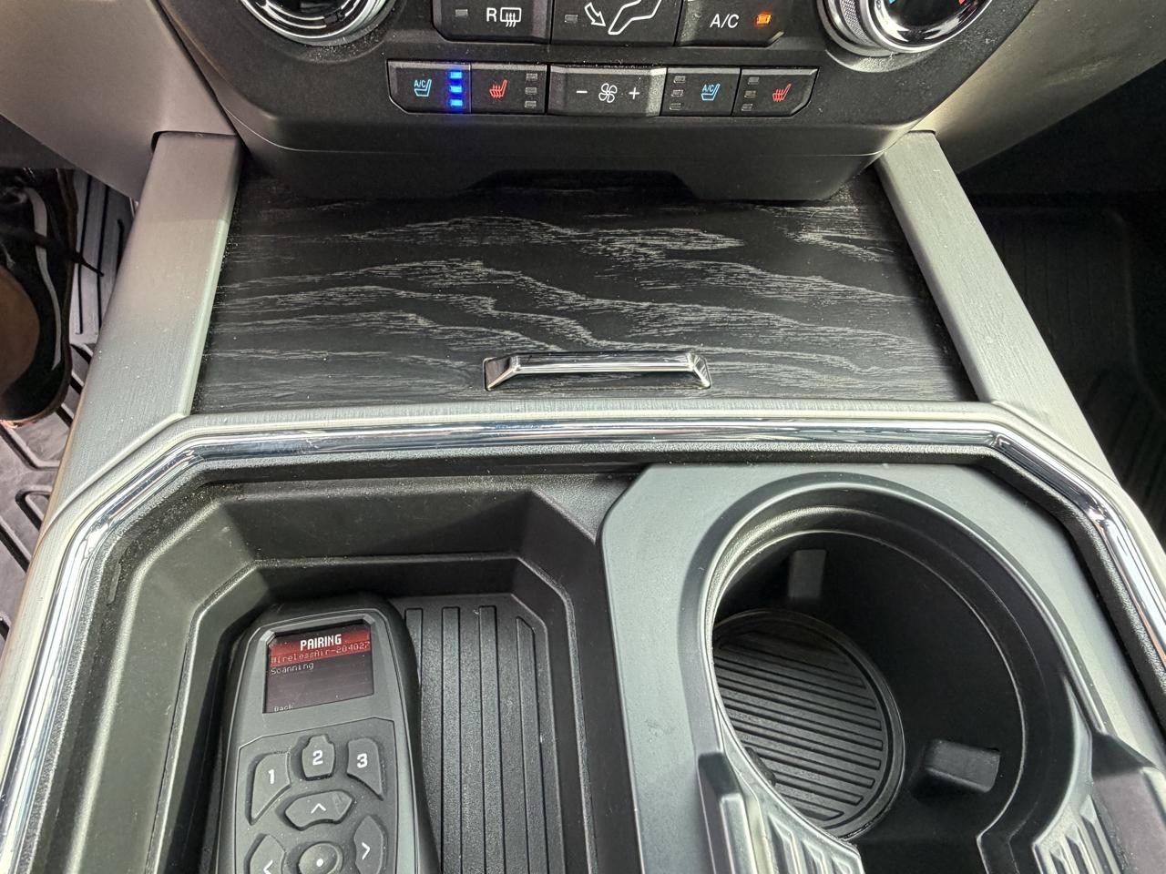Ford Super Duty F-450 DRW Platinum 4WD Crew Cab 8' Box 2019
