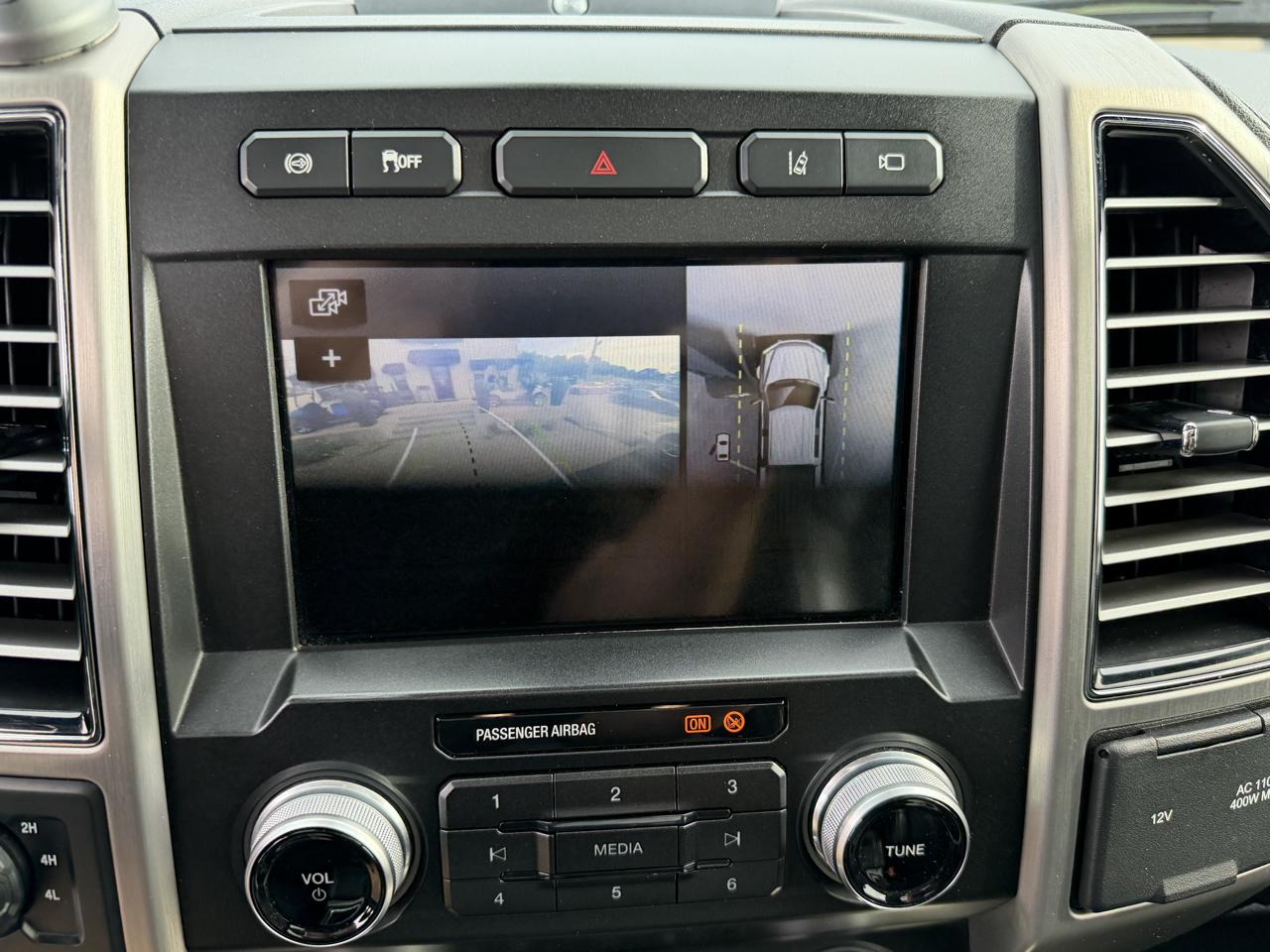Ford Super Duty F-450 DRW Platinum 4WD Crew Cab 8' Box 2019