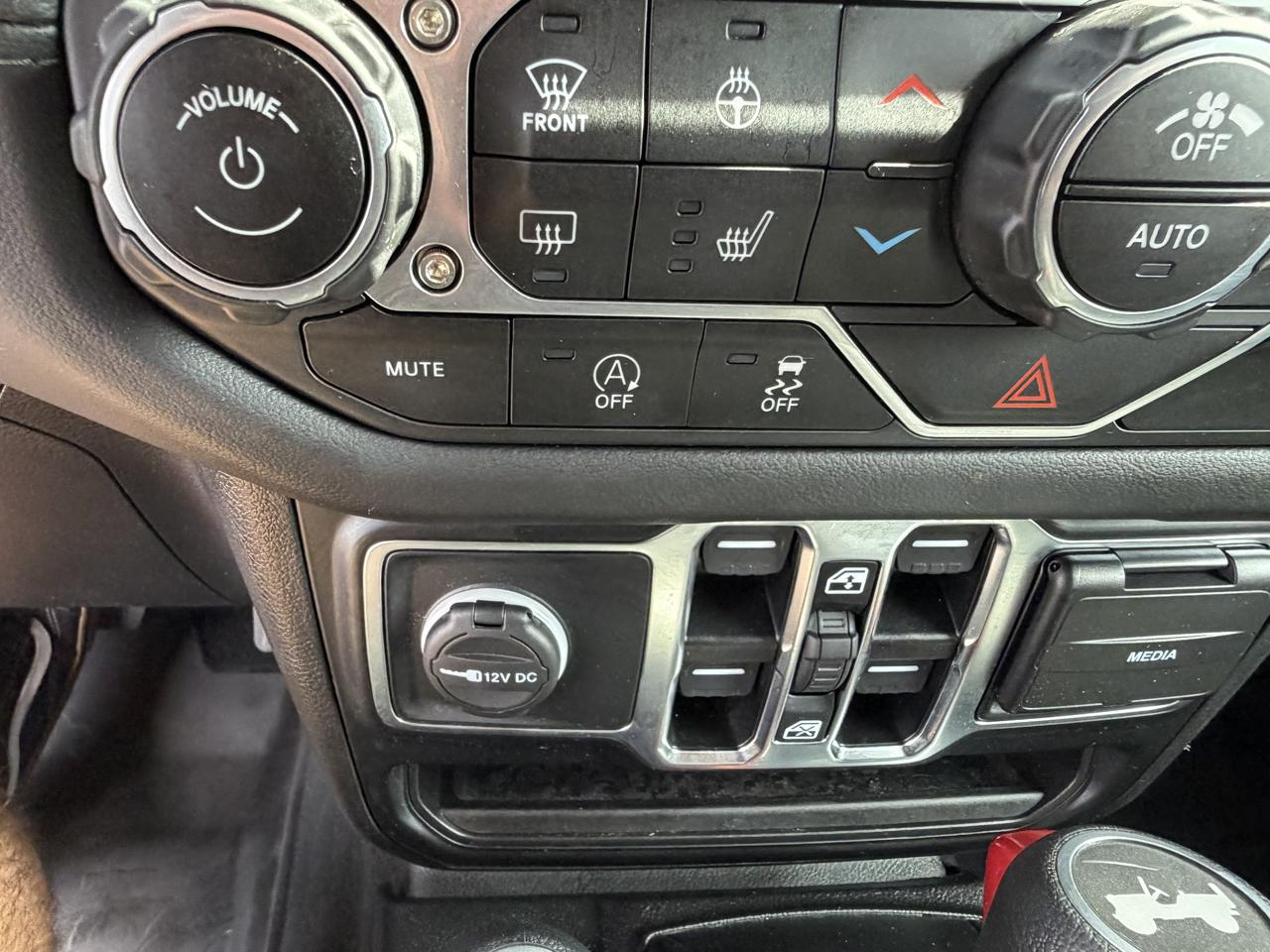 Jeep Wrangler Sahara 4 Door 4x4 2024