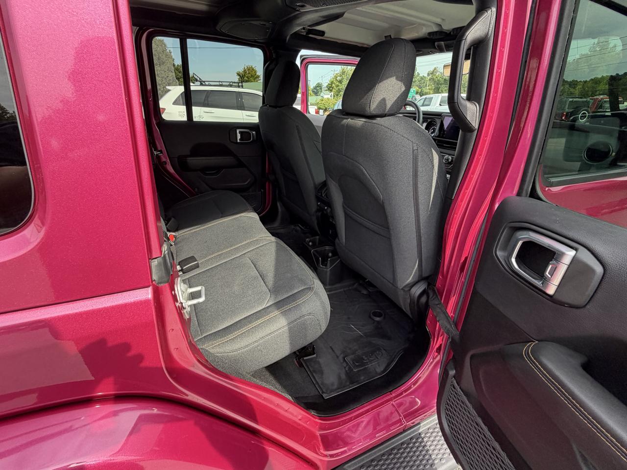 Jeep Wrangler Sahara 4 Door 4x4 2024