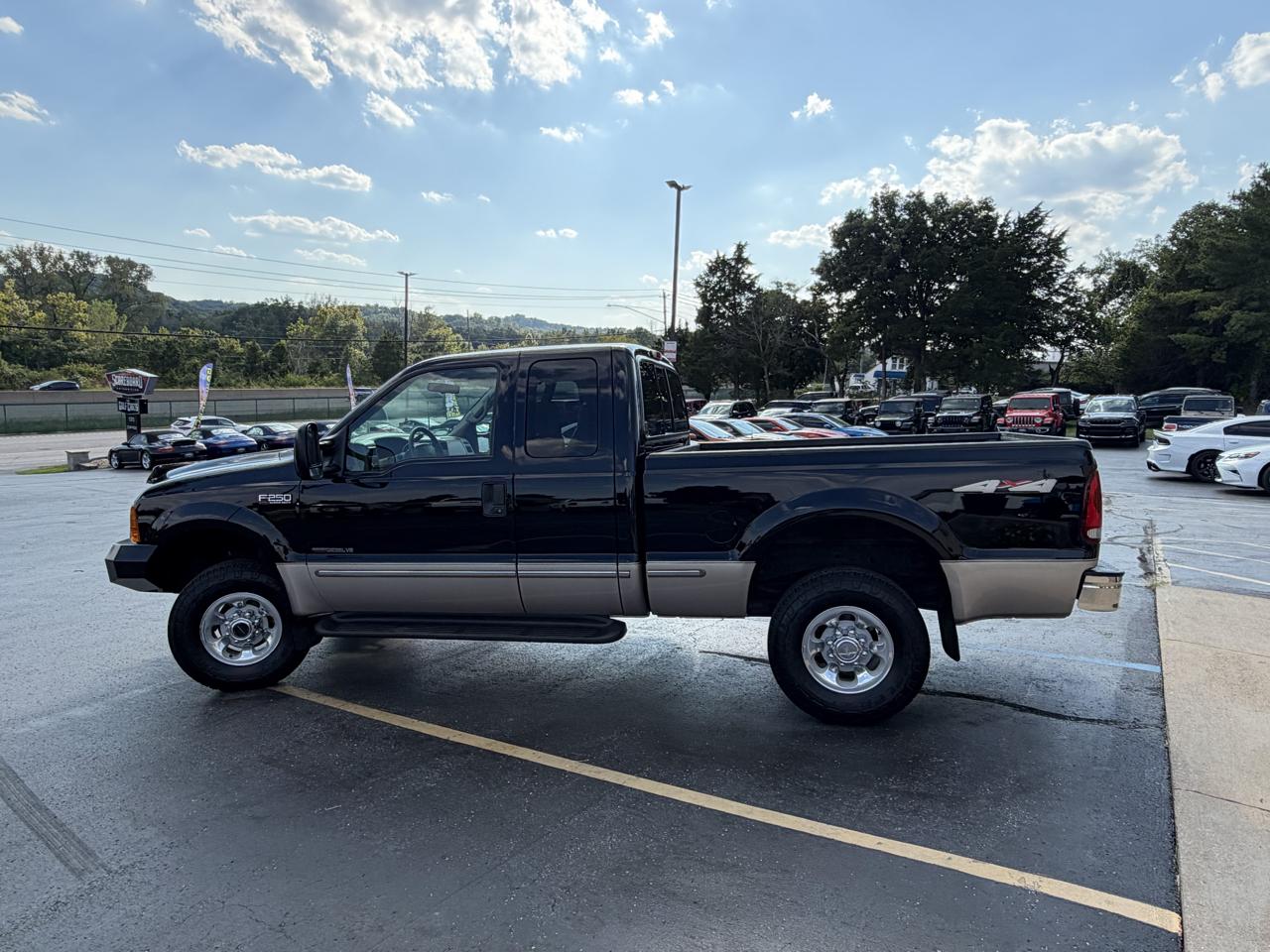 Ford Super Duty F-250 Supercab 142" Lariat 4WD 1999