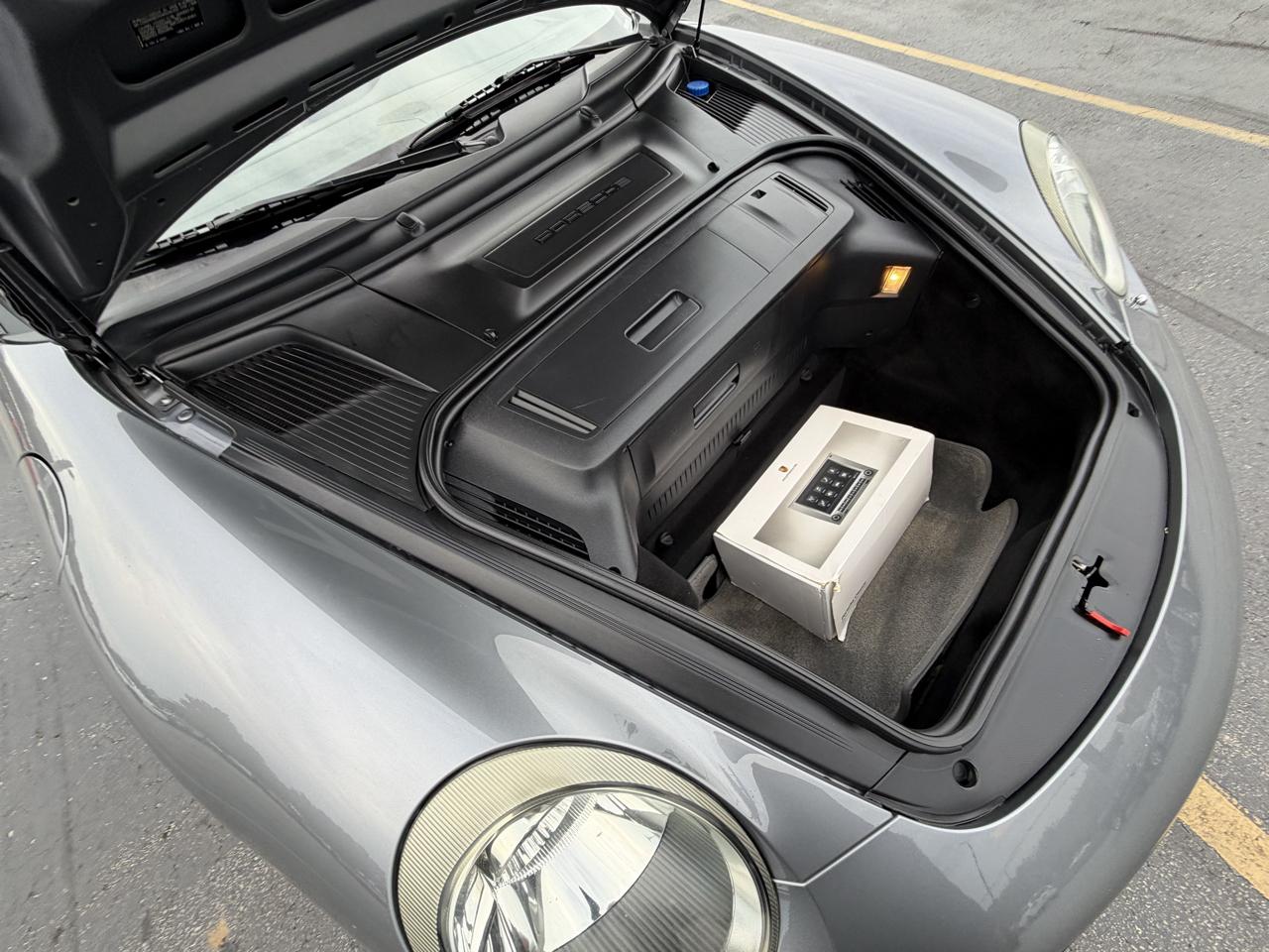 Porsche 911 2dr Cabriolet Carrera 2006