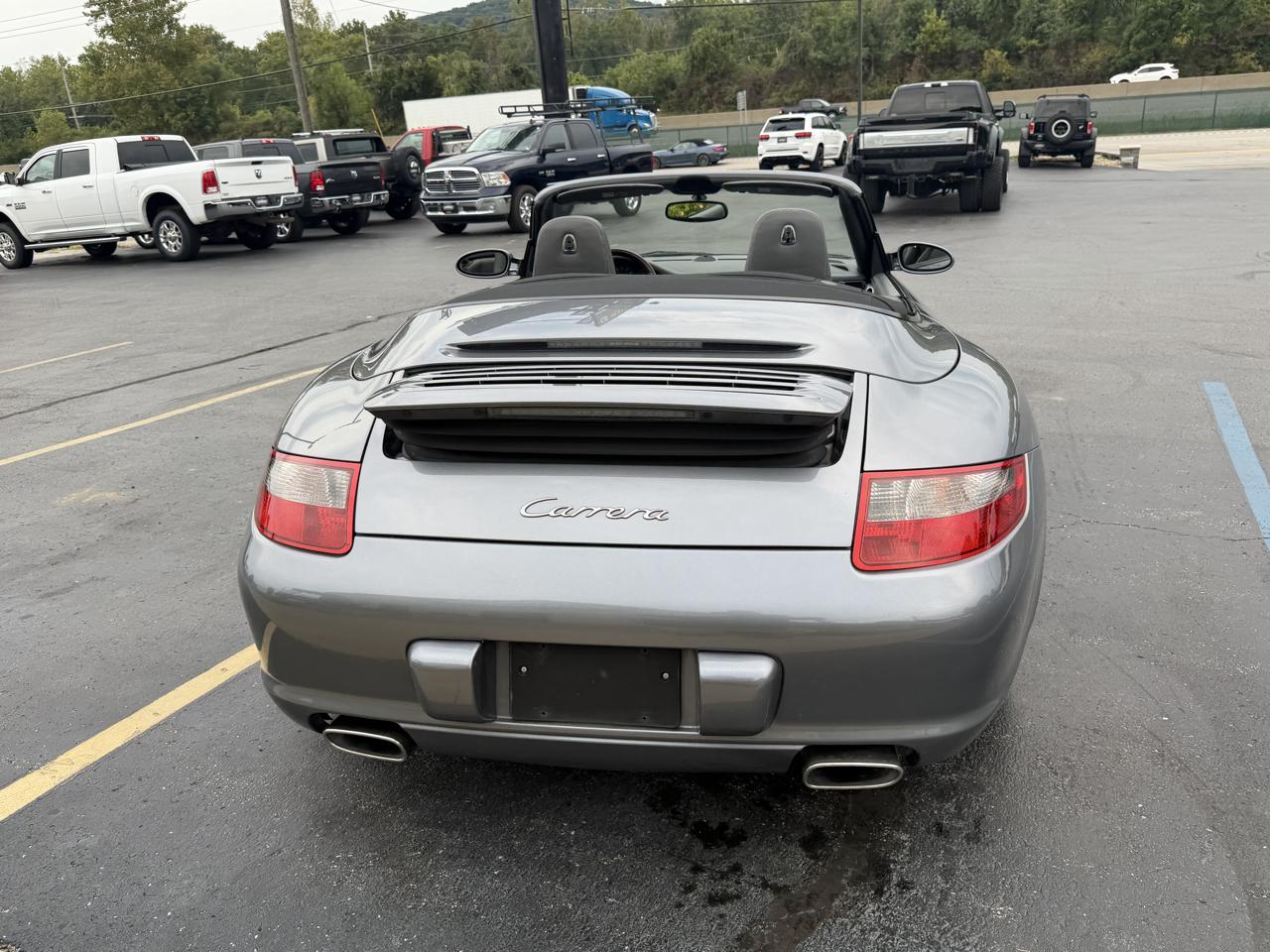 Porsche 911 2dr Cabriolet Carrera 2006
